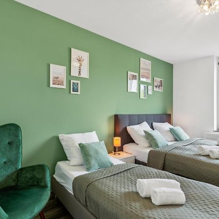 Elegant & Bright ~ Near Schalke 04 ~ Office ~ Free Parking! Apartment Gelsenkirchen Bagian luar foto
