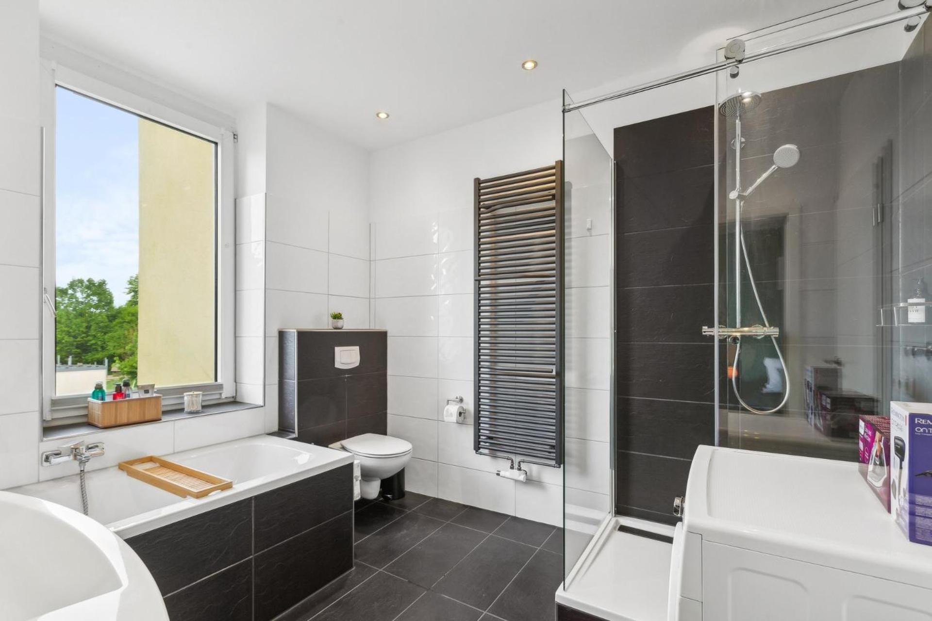 Elegant & Bright ~ Near Schalke 04 ~ Office ~ Free Parking! Apartment Gelsenkirchen Bagian luar foto